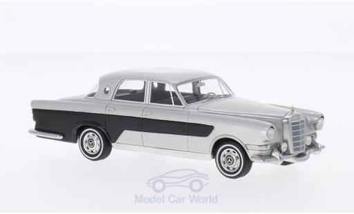 Diecast model cars Mercedes Classe G 1/43 BoS Models Ghia 300C Berlina grey/black 1956 Mercedes Classe G 1/43 BoS Models Ghia 300C Berlina grey/black 1956 diecast model cars