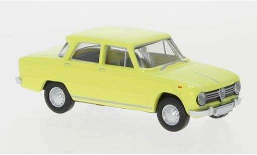 Diecast model cars Alfa Romeo Giulia 1/87 Brekina 1300 yellow 1962 Alfa Romeo Giulia 1/87 Brekina 1300 yellow 1962 diecast model cars