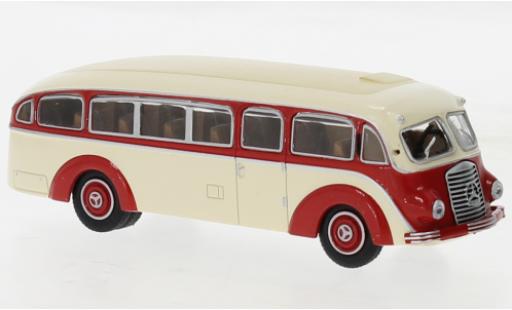 Diecast model cars Mercedes CLA 1/87 Brekina LO 3500 beige clair/red 1936 Mercedes CLA 1/87 Brekina LO 3500 beige clair/red 1936 diecast model cars