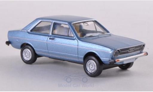 Diecast model cars Audi 80 1/87 Brekina metallic blue Audi 80 1/87 Brekina metallic blue diecast model cars
