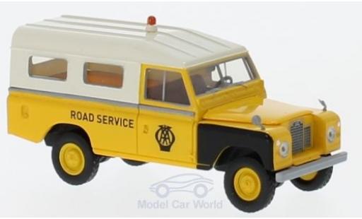 Diecast model cars Land Rover 109 1/18 Brekina AA Road Service Land Rover 109 1/18 Brekina AA Road Service diecast model cars