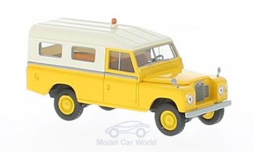 Diecast model cars Land Rover 109 1/18 Brekina yellow Land Rover 109 1/18 Brekina yellow diecast model cars