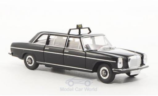 Diecast model cars Mercedes 220 1/87 Brekina D lang (V115) black Taxi (D) Mercedes 220 1/87 Brekina D lang (V115) black Taxi (D) diecast model cars