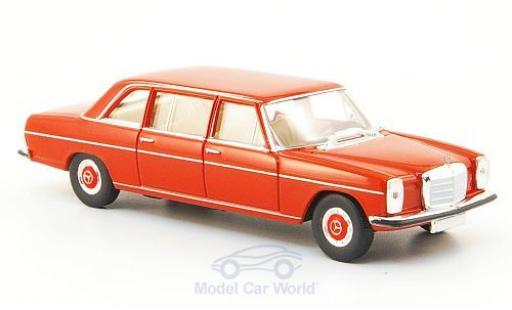 Diecast model cars Mercedes 220 1/87 Brekina D lang (W115) red Mercedes 220 1/87 Brekina D lang (W115) red diecast model cars