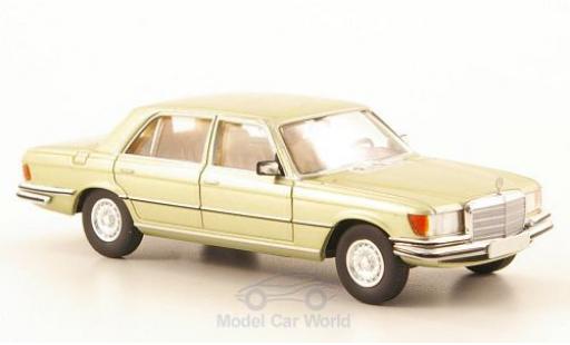 Diecast model cars Mercedes 450 SEL 1/87 Brekina SEL (W116) metallic green Mercedes 450 SEL 1/87 Brekina SEL (W116) metallic green diecast model cars