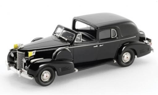 Diecast model cars Cadillac V16 1/43 Brooklin Series 90 Fleetwood Town Car black 1938 Edizioni Musei Vaticani Cadillac V16 1/43 Brooklin Series 90 Fleetwood Town Car black 1938 Edizioni Musei Vaticani diecast model cars