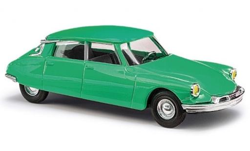 Diecast model cars Citroen DS 1/87 Busch 19 green 1955 avec yellow Scheinwerfern Citroen DS 1/87 Busch 19 green 1955 avec yellow Scheinwerfern diecast model cars
