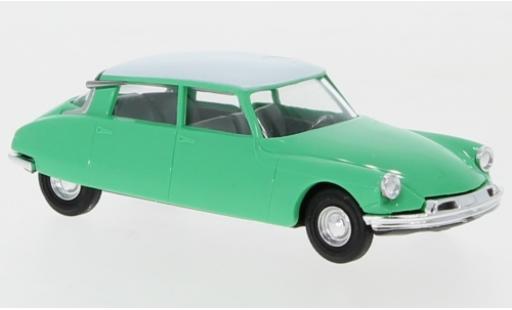 Diecast model cars Citroen DS 1/87 Busch 19 türkis/white Citroen DS 1/87 Busch 19 türkis/white diecast model cars