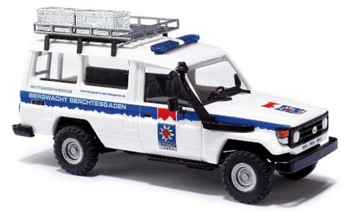 Diecast model cars Toyota Land Cruiser 1/87 Busch HZJ 78 Bergwacht Berchtesgaden Toyota Land Cruiser 1/87 Busch HZJ 78 Bergwacht Berchtesgaden diecast model cars