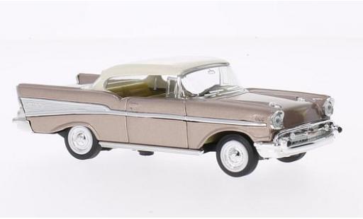 Diecast model cars Chevrolet Bel Air 1/43 Lucky Die Cast rosa Lucky Die Cas 1:43 Chevrolet Bel Air 1/43 Lucky Die Cast rosa Lucky Die Cas 1:43 diecast model cars