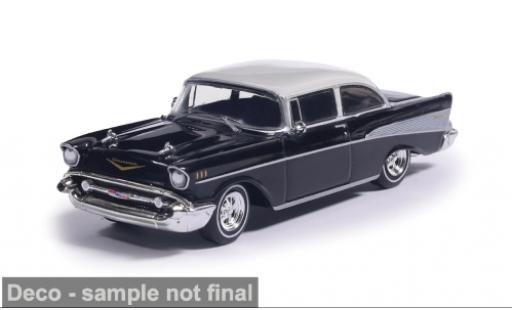 Diecast model cars Chevrolet Bel Air schwarz/weiss 1957 1/64 IXO America