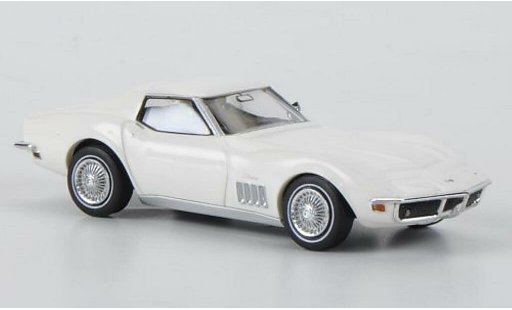 Chevrolet Corvette Coupe 1/87 Brekina C3 white diecast model cars