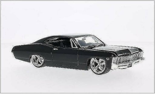 Chevrolet Impala tuning 1/24 Jada Toys SS black 1967 diecast model cars