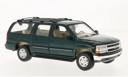Chevrolet Suburban 1/24 Welly grü 1:24 diecast model cars