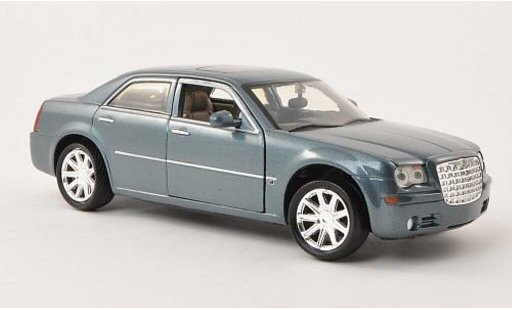 Chrysler 300C Sedan 1/24 Motormax HEMI grey diecast model cars