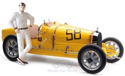 Diecast model cars Bugatti 35 1/18 CMC T Grand Prix yellow No.58 mit Frauen-Fahrerfigur Bugatti 35 1/18 CMC T Grand Prix yellow No.58 mit Frauen-Fahrerfigur diecast model cars