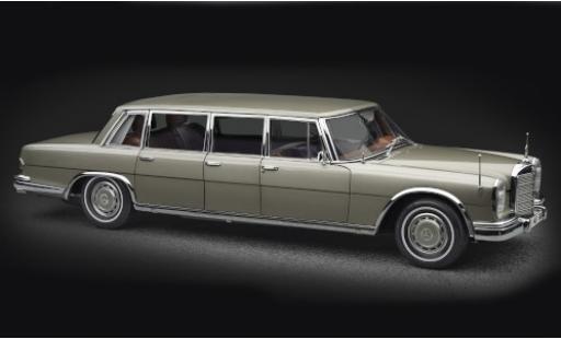 Diecast model cars Mercedes 600 1/18 CMC Pullman (W100) gold avec toit ouvrant Mercedes 600 1/18 CMC Pullman (W100) gold avec toit ouvrant diecast model cars