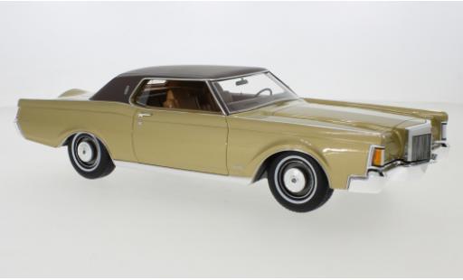 Diecast model cars Lincoln Continental 1/18 CMF Mark III gold 1970 Lincoln Continental 1/18 CMF Mark III gold 1970 diecast model cars