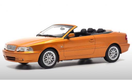 Diecast model cars Volvo C70 1/18 DNA Collectibles Cabriolet metallic orange Volvo C70 1/18 DNA Collectibles Cabriolet metallic orange diecast model cars