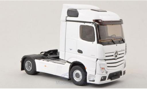 Diecast model cars Mercedes Actros 1/43 Eligor MP4 Streamspace white Solo-Zugmaschine Mercedes Actros 1/43 Eligor MP4 Streamspace white Solo-Zugmaschine diecast model cars