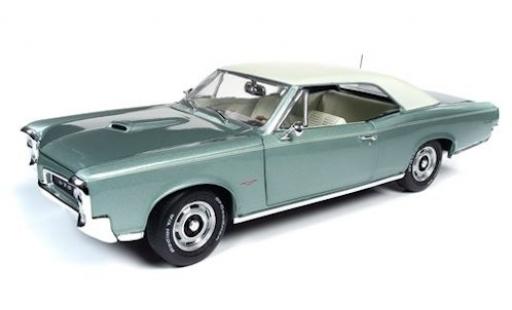 Diecast model cars Pontiac GTO 1/18 Ertl metallic green/beige 1966 Pontiac GTO 1/18 Ertl metallic green/beige 1966 diecast model cars