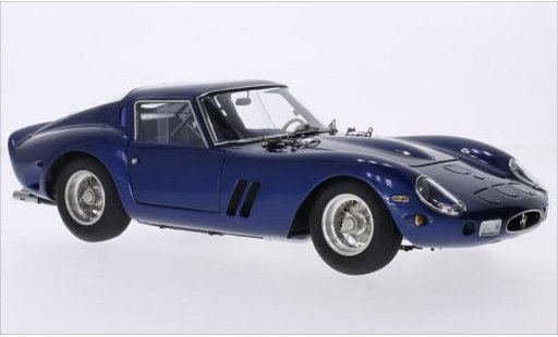 Ferrari 250 GTO 1/18 CMC metallic blue 1962 diecast model cars