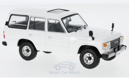 Diecast model cars Toyota Land Cruiser 1/43 First 43 Models LC60 white RHD 1982 Toyota Land Cruiser 1/43 First 43 Models LC60 white RHD 1982 diecast model cars