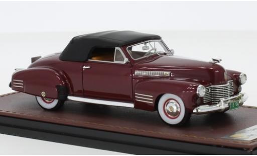 Diecast model cars Cadillac Series 62 1/43 GLM Convertible Coupe metallic red 1941 Cadillac Series 62 1/43 GLM Convertible Coupe metallic red 1941 diecast model cars