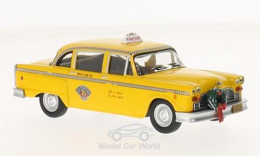 Diecast model cars Checker Marathon 1/43 Greenlight yellow Scrooced 1978 Taxi Checker Marathon 1/43 Greenlight yellow Scrooced 1978 Taxi diecast model cars