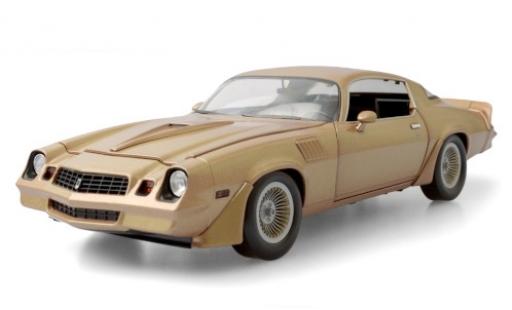 Diecast model cars Chevrolet Camaro 1/18 Greenlight Z/28 gold Terminator 2 - Judgment Day 1979 Chevrolet Camaro 1/18 Greenlight Z/28 gold Terminator 2 - Judgment Day 1979 diecast model cars