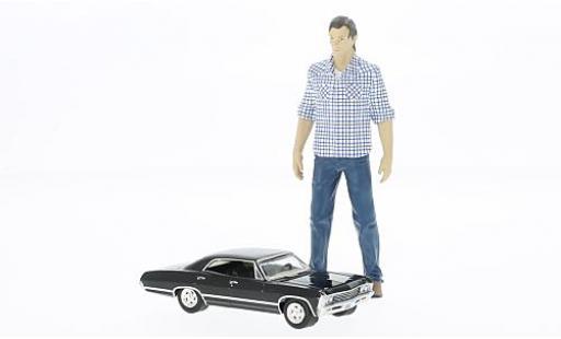 Diecast model cars Chevrolet Impala 1/18 Greenlight Sport Sedan Supernatural avec Sam figurine in 1:18 Chevrolet Impala 1/18 Greenlight Sport Sedan Supernatural avec Sam figurine in 1:18 diecast model cars