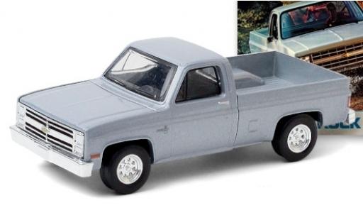 Diecast model cars Chevrolet Silverado 1/64 Greenlight metallic grey 1985 Chevrolet Silverado 1/64 Greenlight metallic grey 1985 diecast model cars