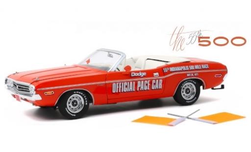 Diecast model cars Dodge Challenger 1/18 Greenlight Convertible orange Official Pace Car Indy 500 1971 55th Indianapolis 500 Mile Race y compris les Flaggen Dodge Challenger 1/18 Greenlight Convertible orange Official Pace Car Indy 500 1971 55th Indianapolis 500 Mile Race y compris les Flaggen diecast model cars