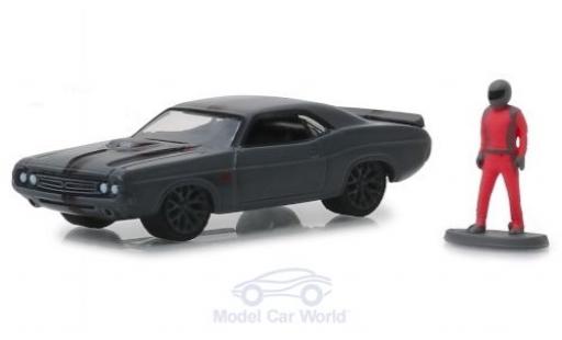 Diecast model cars Dodge Challenger 1/64 Greenlight Shakedown Tribute grey 1971 mit Figur Dodge Challenger 1/64 Greenlight Shakedown Tribute grey 1971 mit Figur diecast model cars
