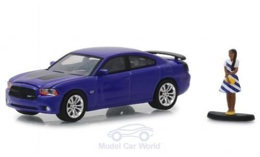 Diecast model cars Dodge Charger 1/64 Greenlight Super Bee purple 2013 mit Figur Dodge Charger 1/64 Greenlight Super Bee purple 2013 mit Figur diecast model cars