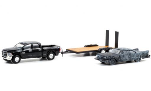 Diecast model cars Dodge RAM 1/64 Greenlight 2500 matt-black 2018 mit 1958 Plymouth Fury brandbeschädigt und Zweiachsautotransporter mit Auffharrampen Christine Dodge RAM 1/64 Greenlight 2500 matt-black 2018 mit 1958 Plymouth Fury brandbeschädigt und Zweiachsautotransporter mit Auffharrampen Christine diecast model cars