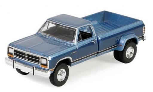 Diecast model cars Dodge RAM 1/64 Greenlight D-350 Dually metallise blau/blau 1989 1:64 Dodge RAM 1/64 Greenlight D-350 Dually metallise blau/blau 1989 1:64 diecast model cars