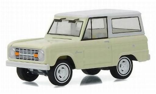 Ford Bronco 1/64 Greenlight beige/white 1966 50th Anniversaire Edition sans Vitrine diecast model cars