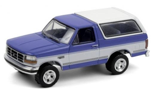 Diecast model cars Ford Bronco 1/64 Greenlight XLT metallic blue/white 1992 Ford Bronco 1/64 Greenlight XLT metallic blue/white 1992 diecast model cars