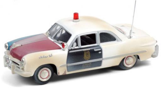 Diecast model cars Ford Custom 1/43 Greenlight Club Coupe Tijuana Border Patrol 1949 avec Einsatzspuren Ford Custom 1/43 Greenlight Club Coupe Tijuana Border Patrol 1949 avec Einsatzspuren diecast model cars
