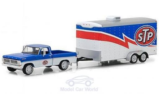 Ford F-1 1/64 Greenlight 00 STP 1970 mit geschlossenem Autoanhänger diecast model cars