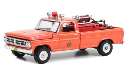 Ford F-250 1/64 Greenlight Lionville Fire Company 1972 1:64 diecast model cars
