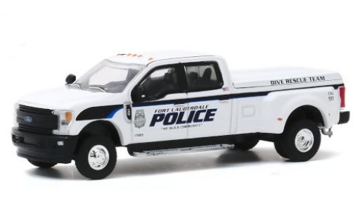Diecast model cars Ford F-350 1/64 Greenlight Lariat Fort Lauderdale Police 2019 Dive Rescue Team Ford F-350 1/64 Greenlight Lariat Fort Lauderdale Police 2019 Dive Rescue Team diecast model cars