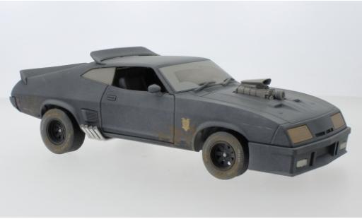 Diecast model cars Ford Falcon 1/18 Greenlight XB RHD Mad Max - Last of the V8 Interceptors 1973 avec Verwitterungseffekt Ford Falcon 1/18 Greenlight XB RHD Mad Max - Last of the V8 Interceptors 1973 avec Verwitterungseffekt diecast model cars