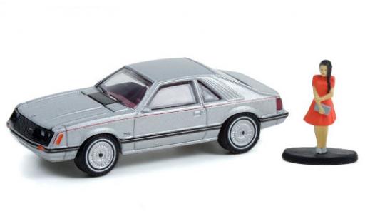 Diecast model cars Ford Mustang 1/64 Greenlight Ghia grey 1979 mit Figur Ford Mustang 1/64 Greenlight Ghia grey 1979 mit Figur diecast model cars