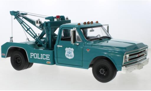 Diecast model cars Chevrolet C-30 1/18 Greenlight Dually Wrecker City Of Nouveau York Police 1967 Chevrolet C-30 1/18 Greenlight Dually Wrecker City Of Nouveau York Police 1967 diecast model cars