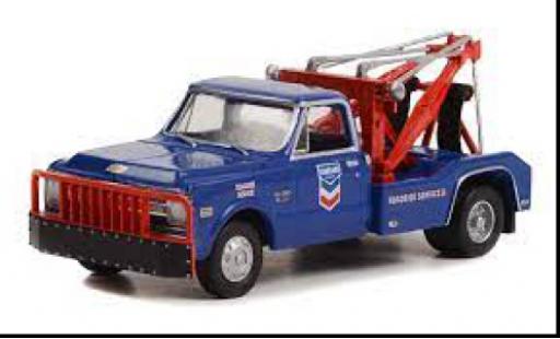 Diecast model cars Chevrolet C-30 1/64 Greenlight Dually Wrecker Standard Oil Company 1969 Chevrolet C-30 1/64 Greenlight Dually Wrecker Standard Oil Company 1969 diecast model cars