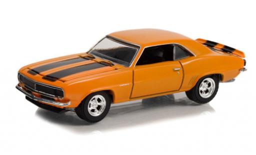 Diecast model cars Chevrolet Camaro 1/64 Greenlight RS orange/black Counting Cars 1967 Chevrolet Camaro 1/64 Greenlight RS orange/black Counting Cars 1967 diecast model cars