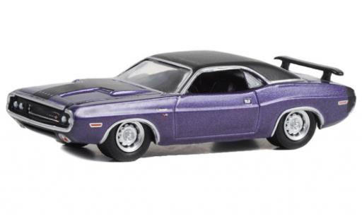 Diecast model cars Dodge Challenger 1/64 Greenlight R/T metallise violett/black 1970 Dodge Challenger 1/64 Greenlight R/T metallise violett/black 1970 diecast model cars