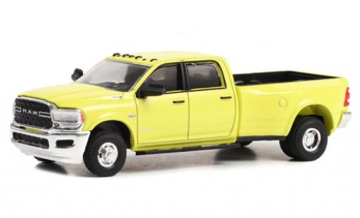 Diecast model cars RAM 3 1/64 Greenlight Dodge 500 Big Horn yellow 2019 RAM 3 1/64 Greenlight Dodge 500 Big Horn yellow 2019 diecast model cars